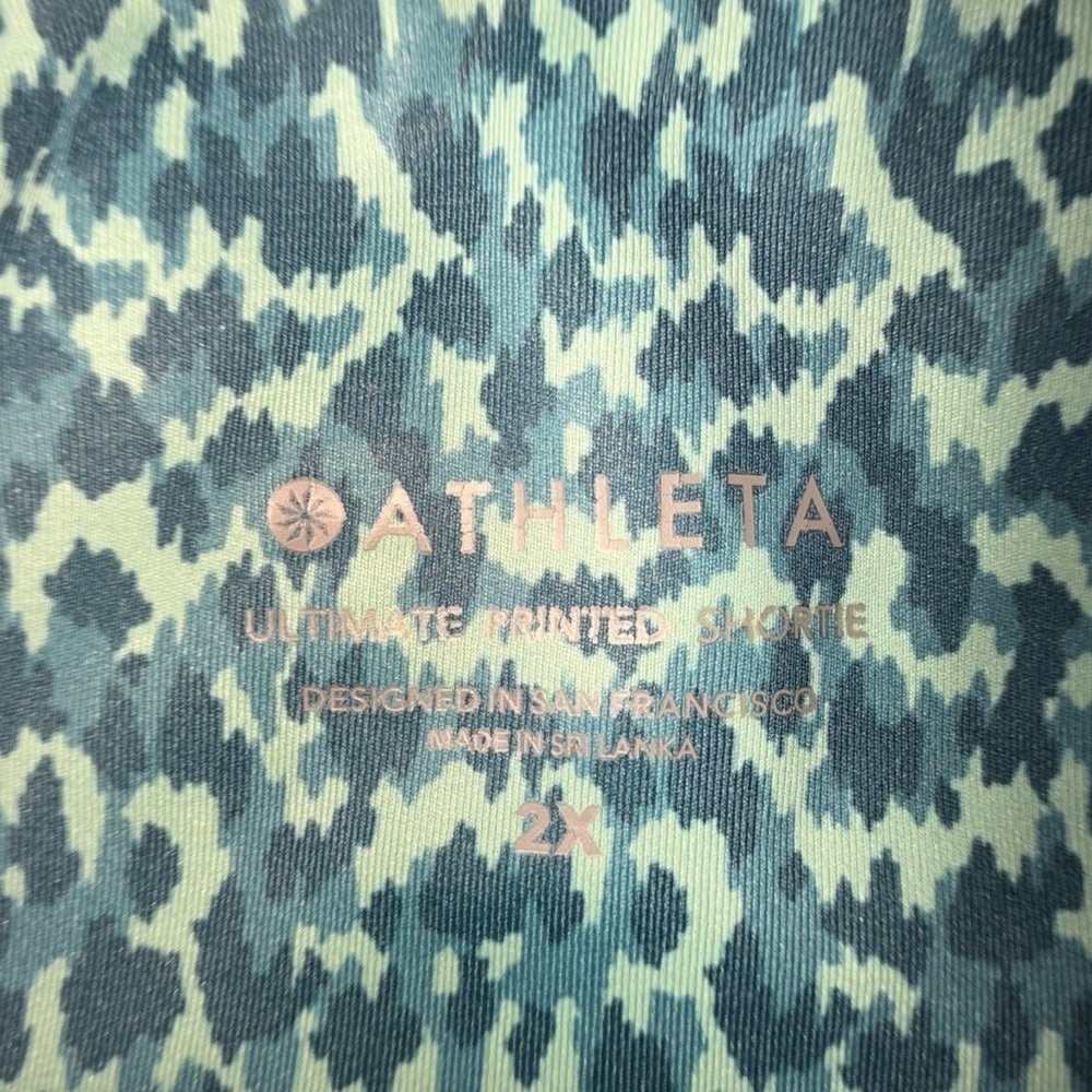 ATHLETA Ultimate Printed Shortie - 2X Teal Cheetah - Picture 5 of 8